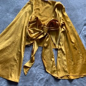 GOLDEN GIRL CROPPED WRAP ⭐️